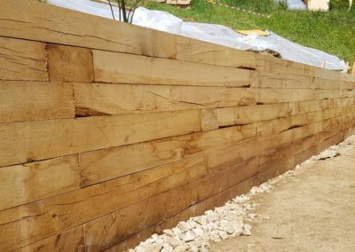 Chêne débité par une scierie de la région